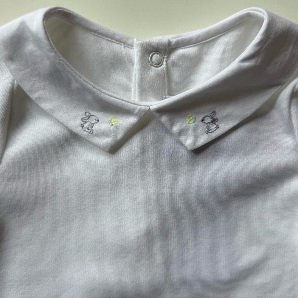 Jacadi Unisex Baby Long-Sleeve Bodysuit w/ Hand-Embroidered Bunny Collar - 18M